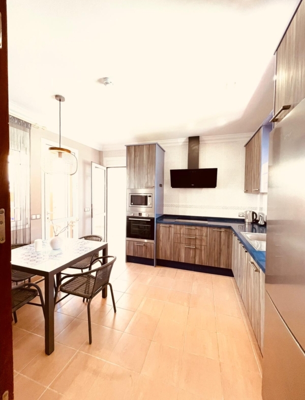 Villa de Lujo Los Cristianos, tenerife, sueño atlántico, apartamentos tenerife, 335 m2