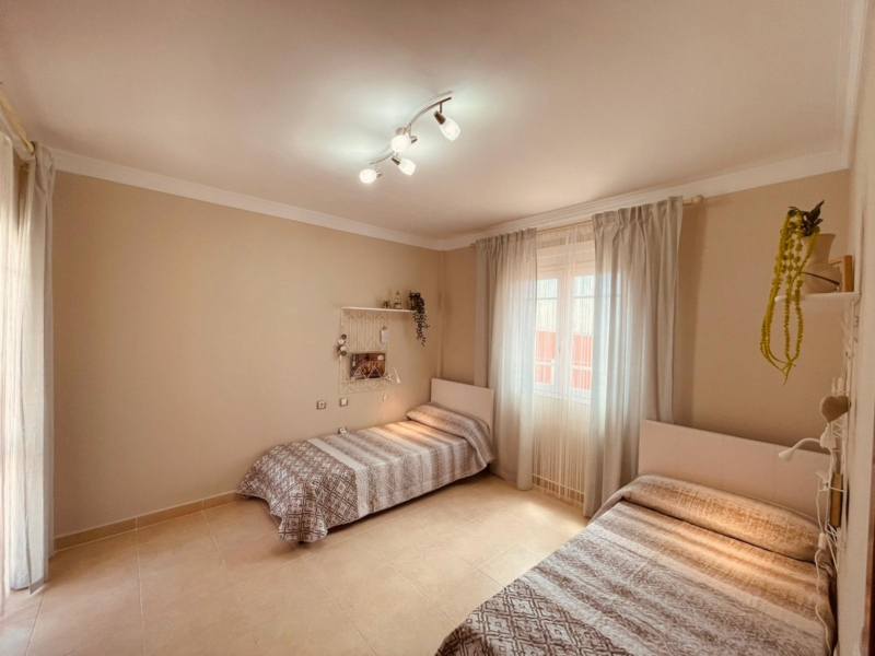 Villa de Lujo Los Cristianos, tenerife, sueño atlántico, apartamentos tenerife, 335 m2