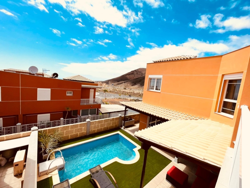Villa de Lujo Los Cristianos, tenerife, sueño atlántico, apartamentos tenerife, 335 m2
