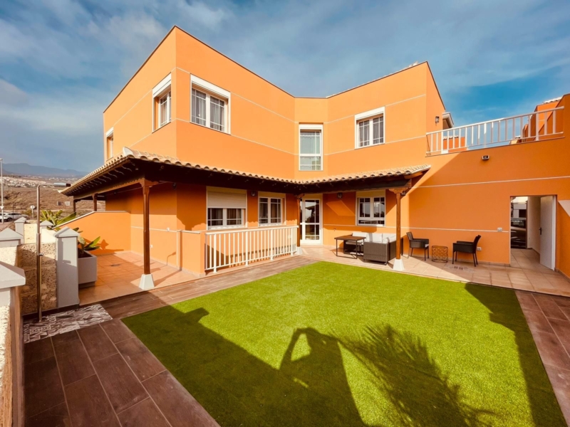 Villa de Lujo Los Cristianos, tenerife, sueño atlántico, apartamentos tenerife, 350 m2
