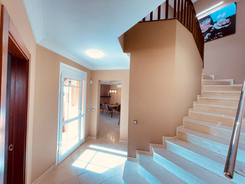Villa de Lujo Los Cristianos, tenerife, sueño atlántico, apartamentos tenerife, 350 m2